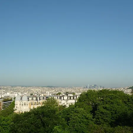 Buttes Chaumont View * Париж