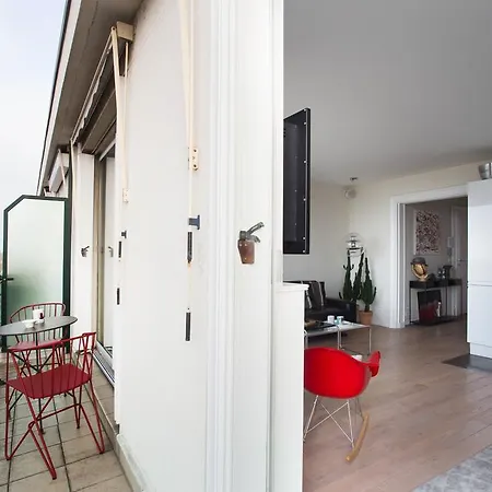 Buttes Chaumont View Апартаменты
